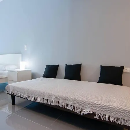 Fully Renovated Studio In The City Center For 3ppl Apartment Athens